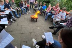 Lagerfeuer_Singen-1