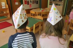 Mehr über den Artikel erfahren Be‘hütet‘ – Kitagottesdienst in der Kindertagesstätte Usedomstraße