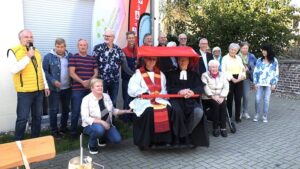 Mehr über den Artikel erfahren Mit „Lisbeth“ op Jöck – Fahrradrikscha für Senior*innen